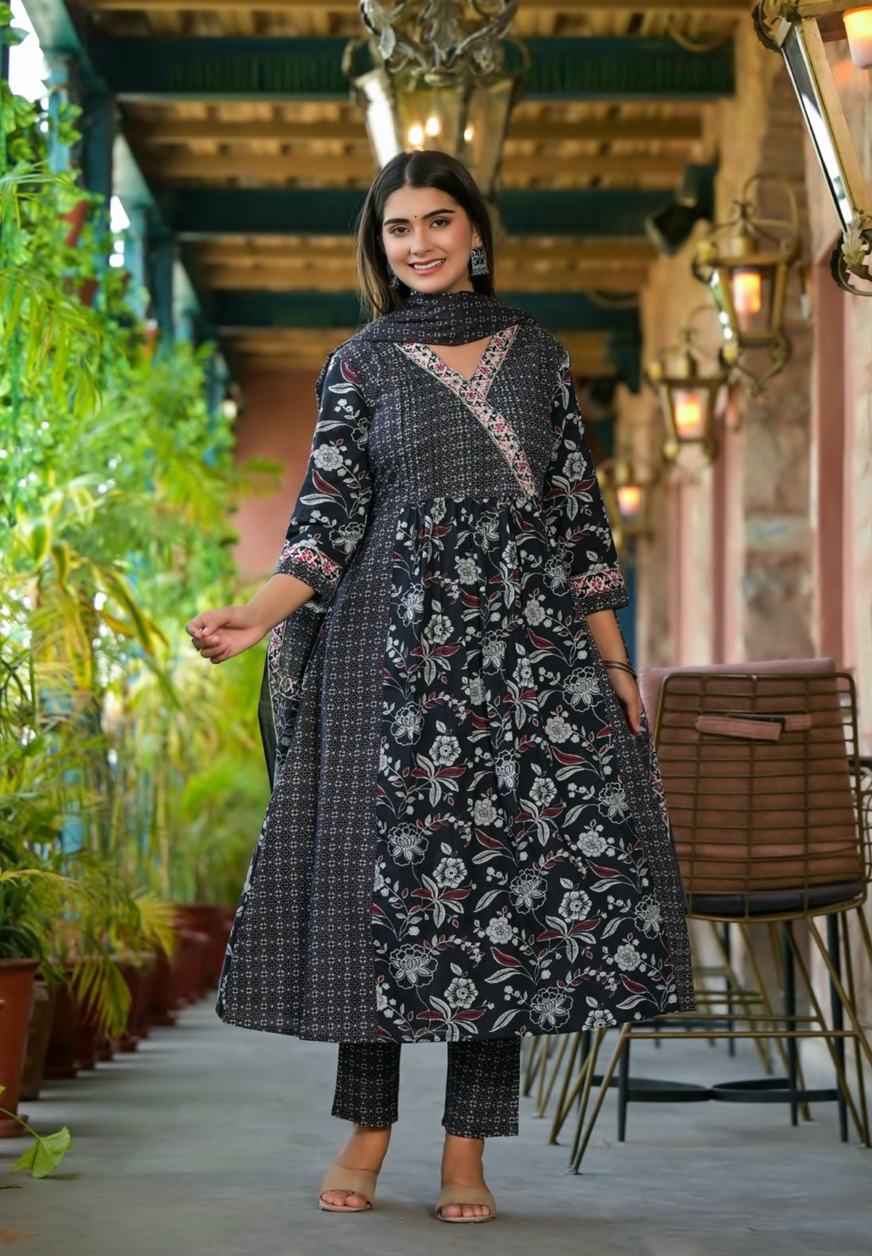 Cotton angrakha style suit set, cotton hand work suit set